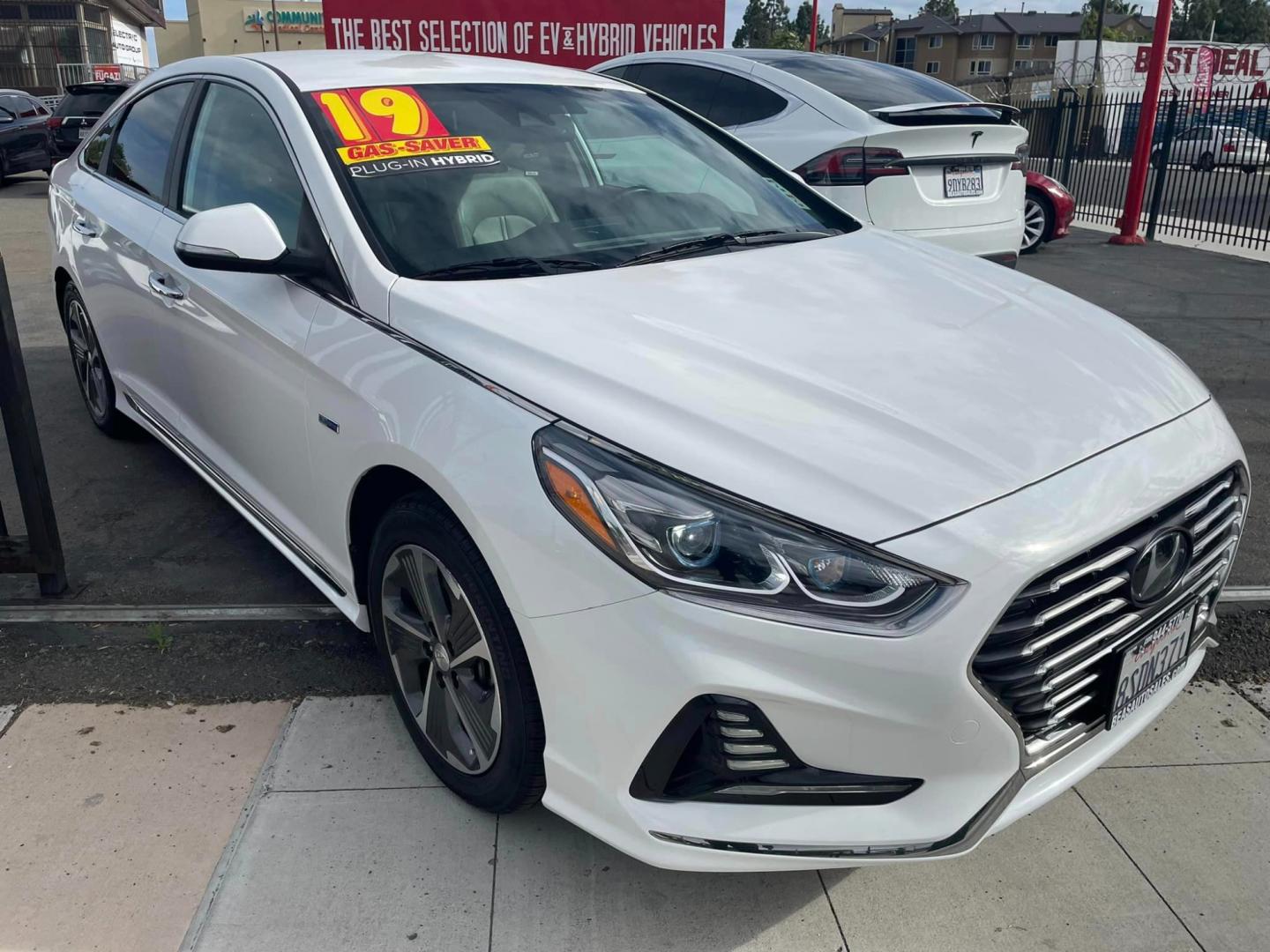 2019 WHITE /GRAY Hyundai Sonata Plug-In (KMHE54L25KA) , located at 744 E Miner Ave, Stockton, CA, 95202, (209) 944-5770, 37.956863, -121.282082 - Photo#0